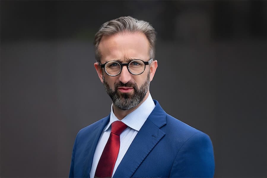 Adam W. Schindler author portrait